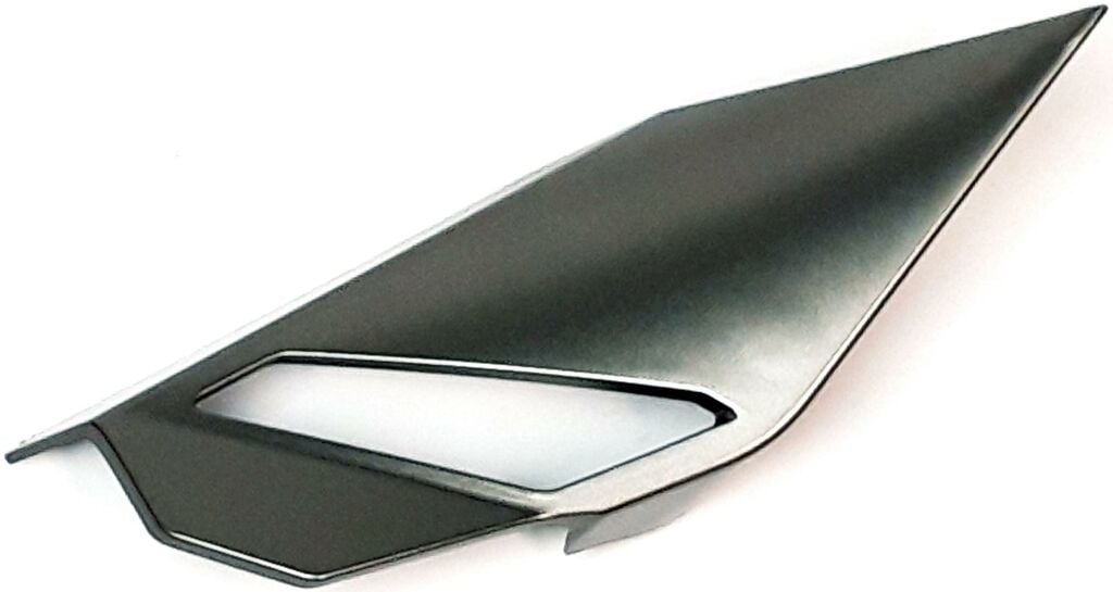 Obrázek produktu FRONT LOWER LEFT DECORATIVE COVER  (TITANIUM ALLOYS) 360268A