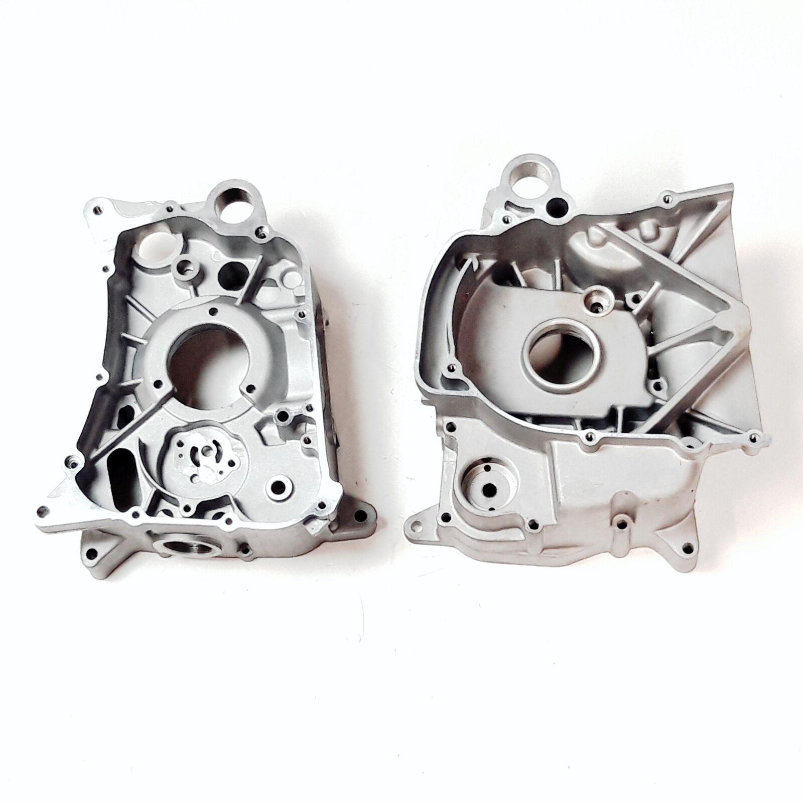 Obrázek produktu CRANKCASE ASSY 27204