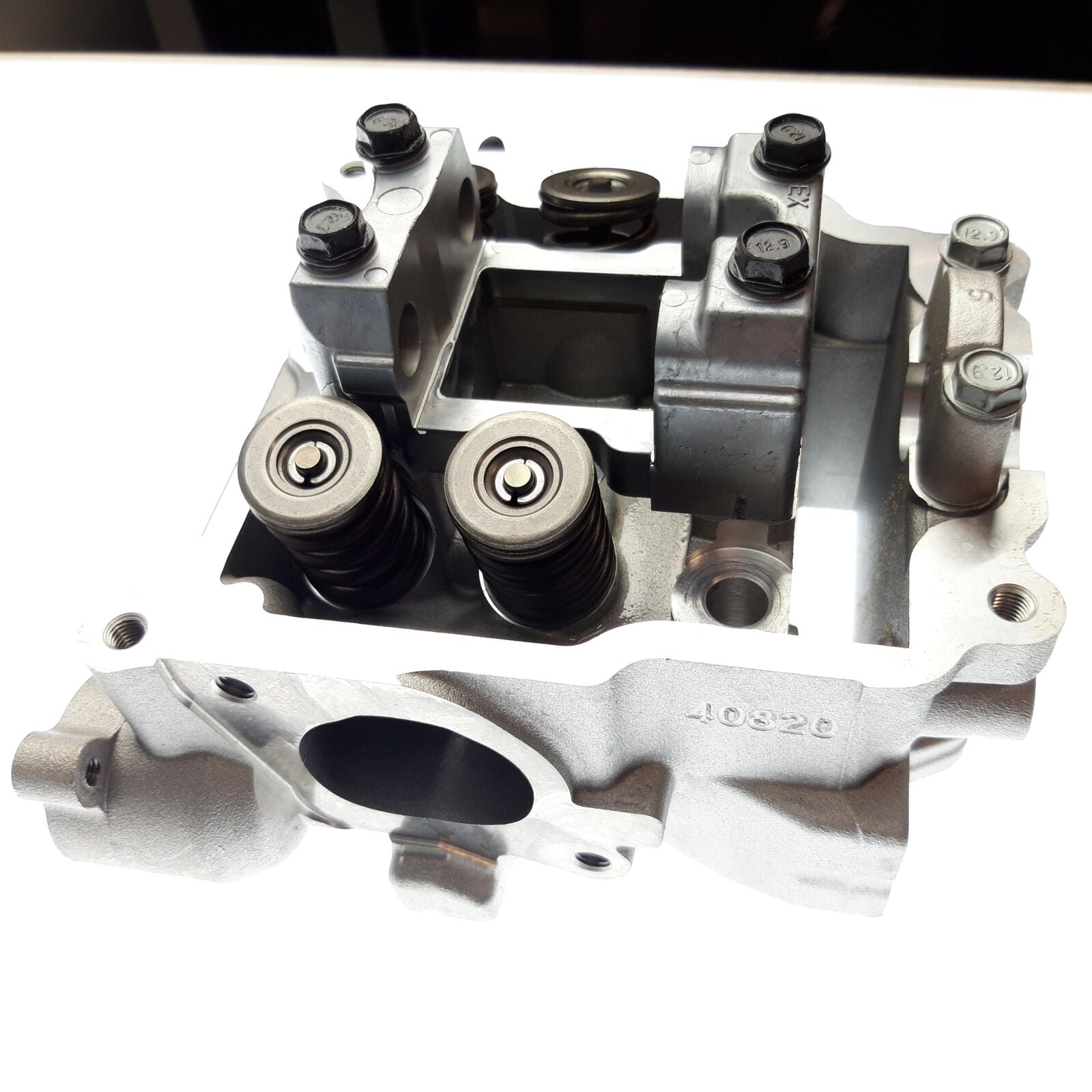 Obrázek produktu HEAD ASSY., CYLINDER 910596