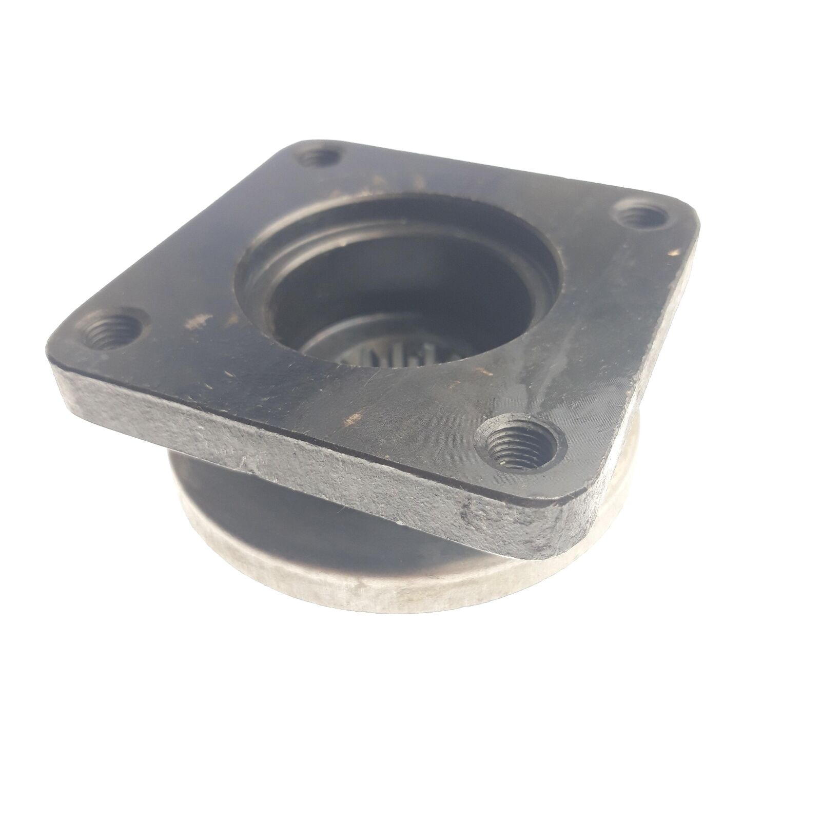 Obrázek produktu COUPLER, FRONT TRANSMISSION OUTPUT 35290