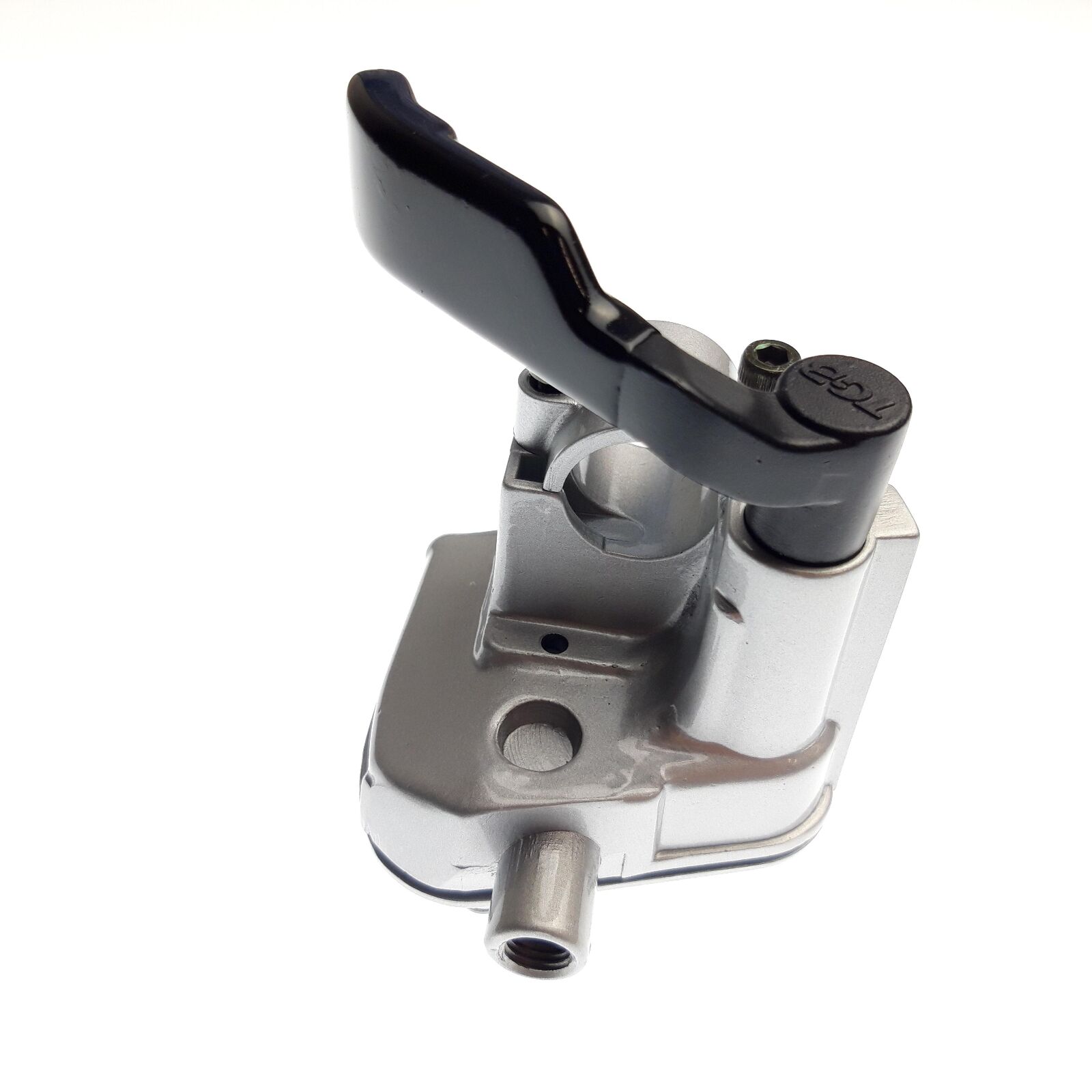 Obrázek produktu CASE ASSY. THEROTTLE(SILVER GRAY) 513215MW