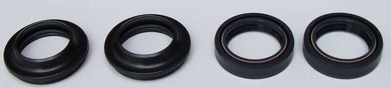 Obrázek produktu Olejové těsnění a prachový kryt vidlice TOURMAX FSD-038