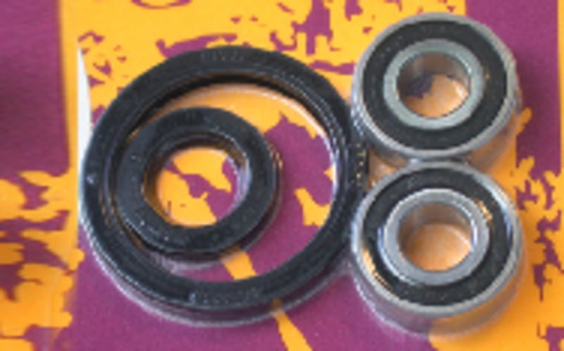 Obrázek produktu SADA LOŽISEK PŘEDNÍHO KOLA PWFWK-K06-020