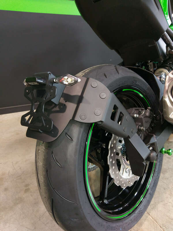 Obrázek produktu ACCESS DESIGN ''Wheel Fitted'' držák SPZ černý Kawasaki Z900 SPLRK016