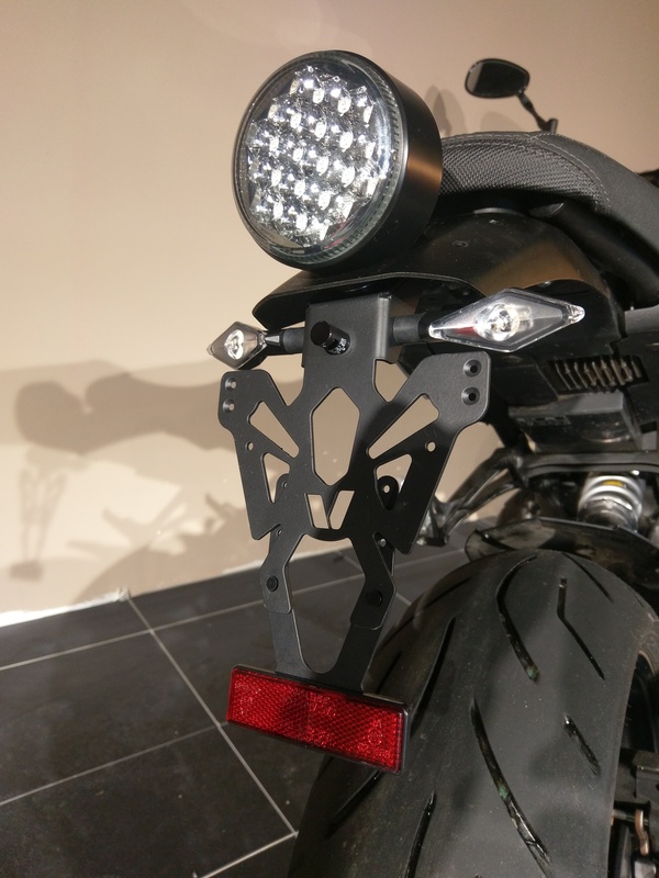 Obrázek produktu V PARTS Držák SPZ černý Yamaha XSR 900 C8-SPY024