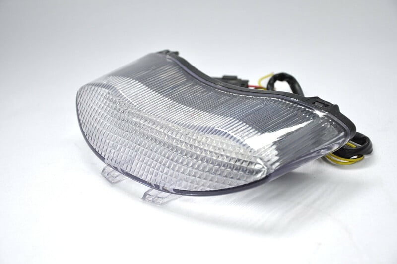 Obrázek produktu LED ZADNÍ SVĚTLO S INTEGROVANÝMI BLINKRY TRIUMPH DAYTONA 675/STREET TRIPLE 675 TZT-194-INT
