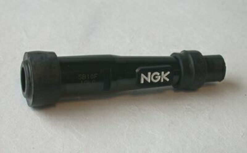 Obrázek produktu Víčko zapalovací svíčky NGK - SD10F 8394