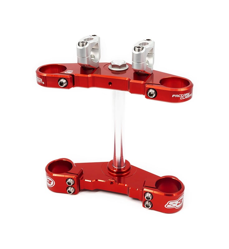 Obrázek produktu S3 Trojitý třmen Ø39mm Červená vidlice Beta Evo Tech HA-1112-R