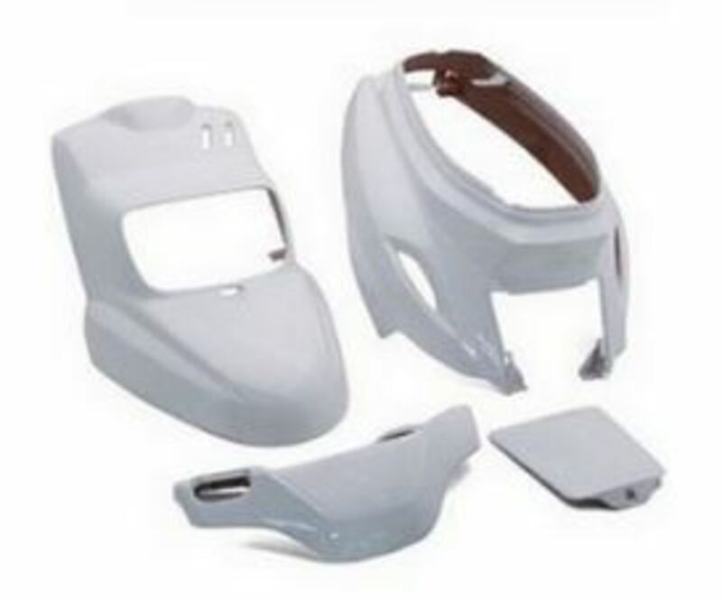 Obrázek produktu V PARTS Sada kapotáže bílá 4 kusy 3661612C