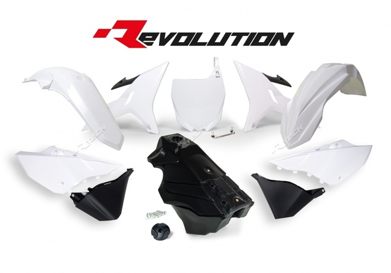 Obrázek produktu RACETECH Revolution Plastic Kit + plynová nádrž černá/bílá Yamaha YZ125/250 R-KITYZ0-BN0-016
