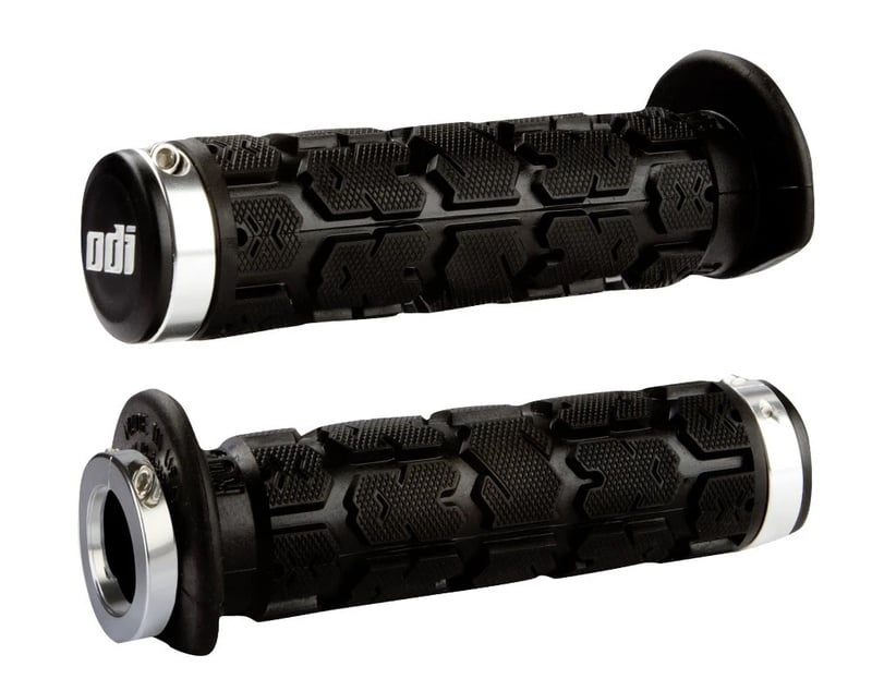 Obrázek produktu Gripy ODI Rogue Lock-On - černé/stříbrné J30RGB-S