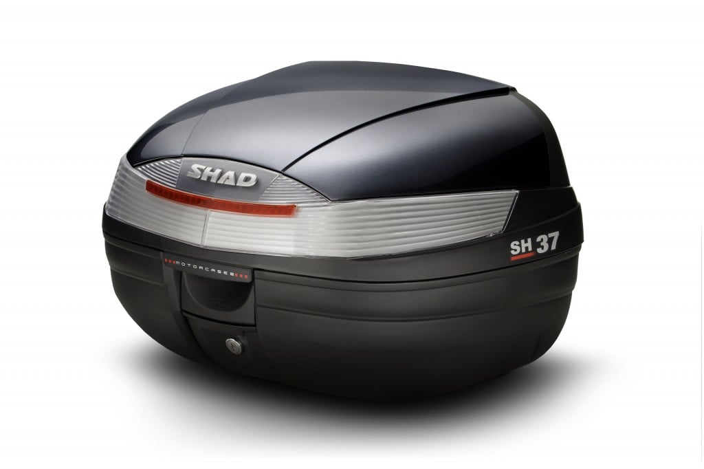 Obrázek produktu Vrchní kufr na motorku s barevným krytem SHAD SH37 Titan