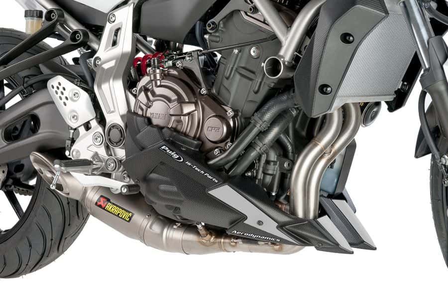 Obrázek produktu Spoiler motoru PUIG 7022C karbonový vzhled včetně samolepek