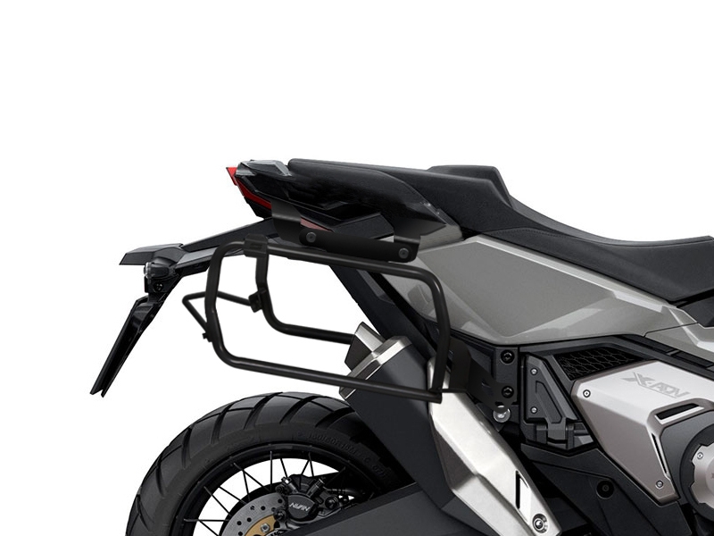 Obrázek produktu Kompletní sada bočních černých hliníkových kufrů SHAD TERRA BLACK 47L/47L , včetně montážní sady SHAD HONDA X-ADV 750