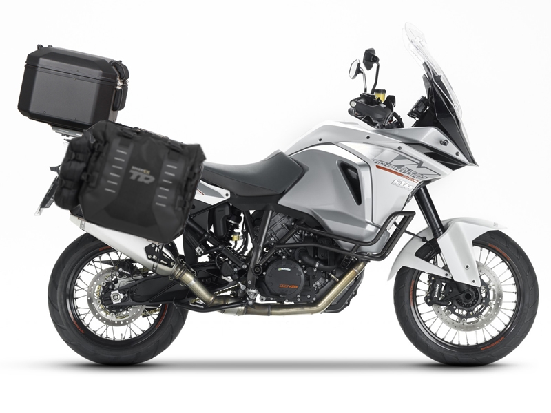 Obrázek produktu Kompletní sada bočních adventure brašen SHAD TERRA TR40 a hliníkového 48L topcase, včetně montážní sady SHAD BMW R 1200 GS Adventure/ R 1250 GS Adventure