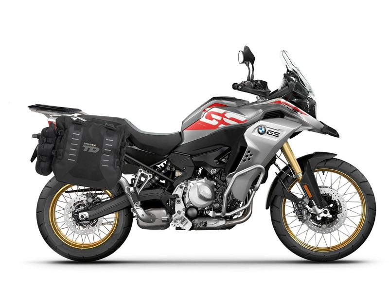 Obrázek produktu Kompletní sada bočních adventure brašen SHAD TERRA TR40 a hliníkového 55L vrchního kufru, včetně montážní sady SHAD YAMAHA MT-09 Tracer / Tracer 900