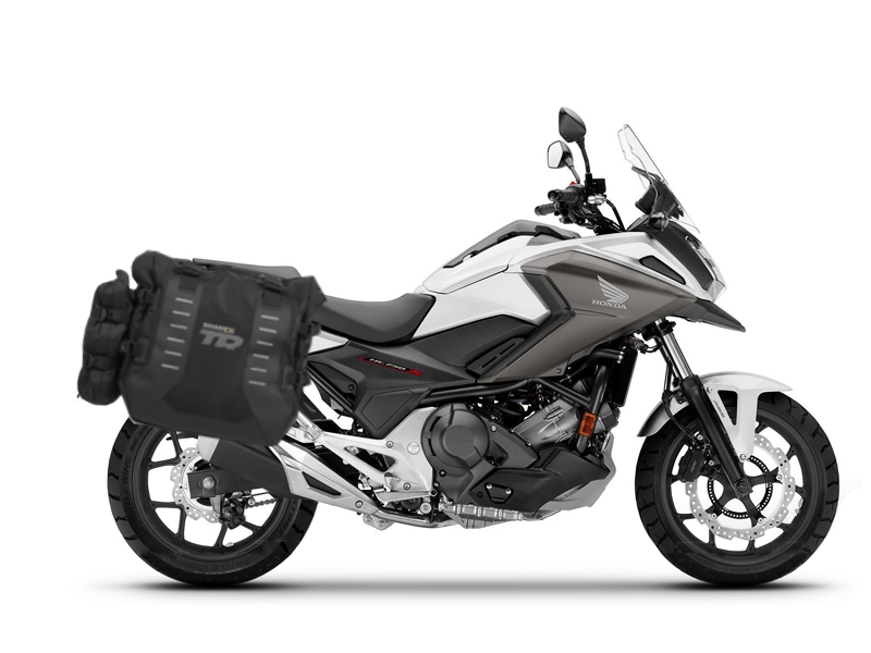 Obrázek produktu Kompletní sada bočních adventure brašen SHAD TERRA TR40 a hliníkového 55L vrchního kufru, včetně montážní sady SHAD DUCATI MULTISTRADA 950 / 1200 / 1260