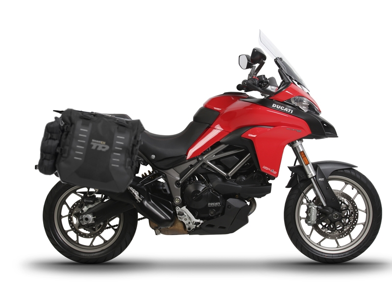 Obrázek produktu Kompletní sada bočních adventure brašen SHAD TERRA TR40 a hliníkového 55L vrchního kufru, včetně montážní sady SHAD Ducati Multistrada 1200 V4